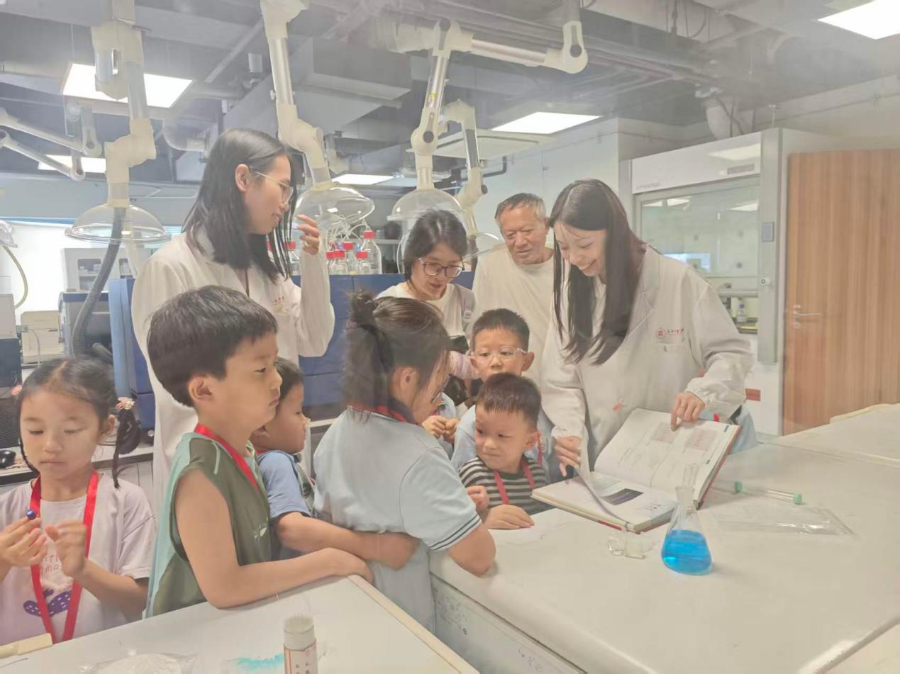 给每一味药材建立“身份证”